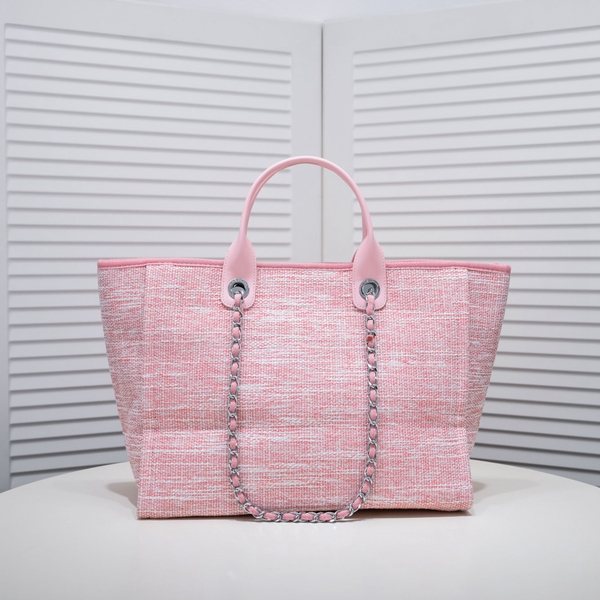 シャネルバッグ側面デザイン